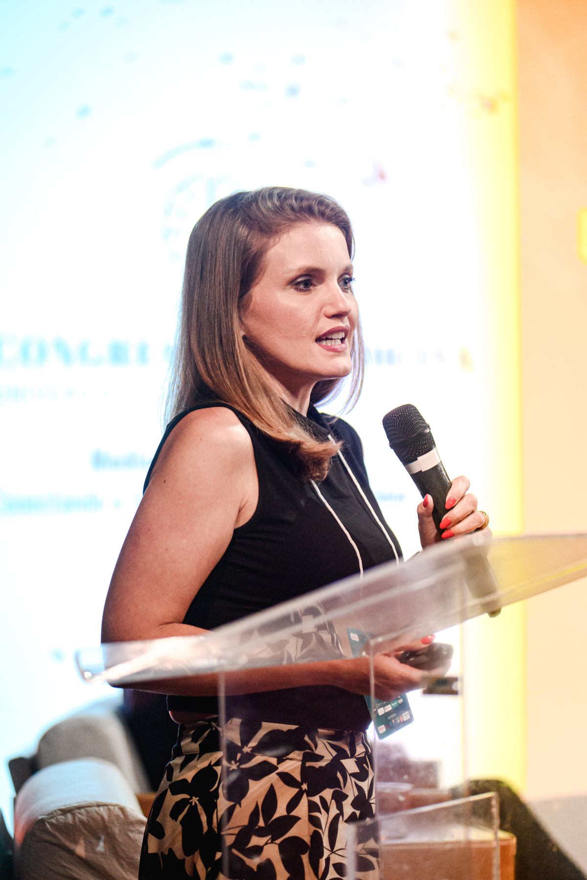 Dra. Juliana Simon em congresso médico